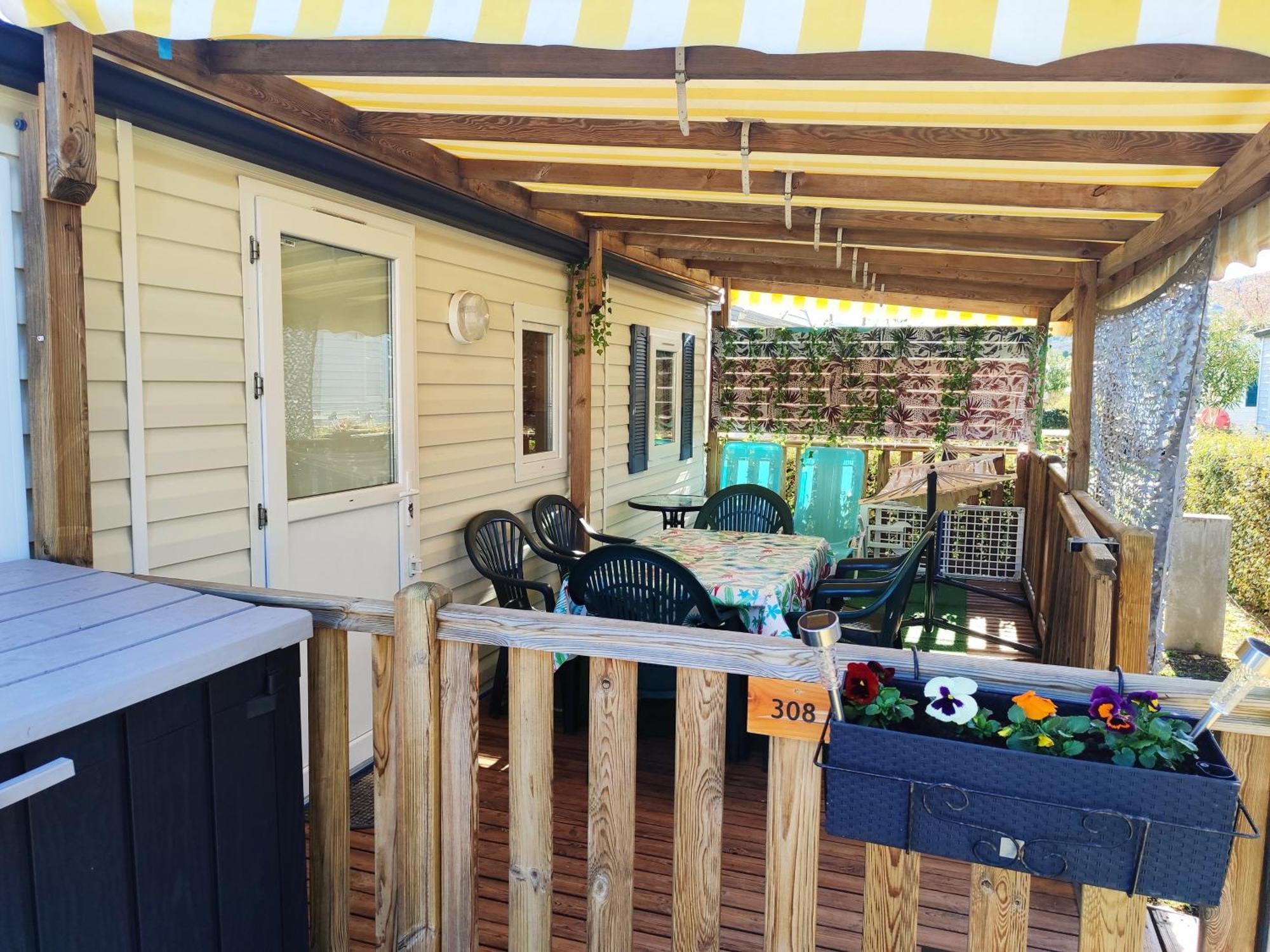 Mobilhome Au Camping Les Salins De La Gardiole Ex Camping Europe Vic-la-Gardiole Buitenkant foto